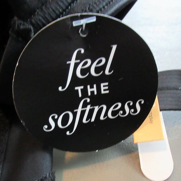 Bali Women's Double Support Back Smoothing Soft Wireless Bra, Black, 38DD - Picture 5 of 6